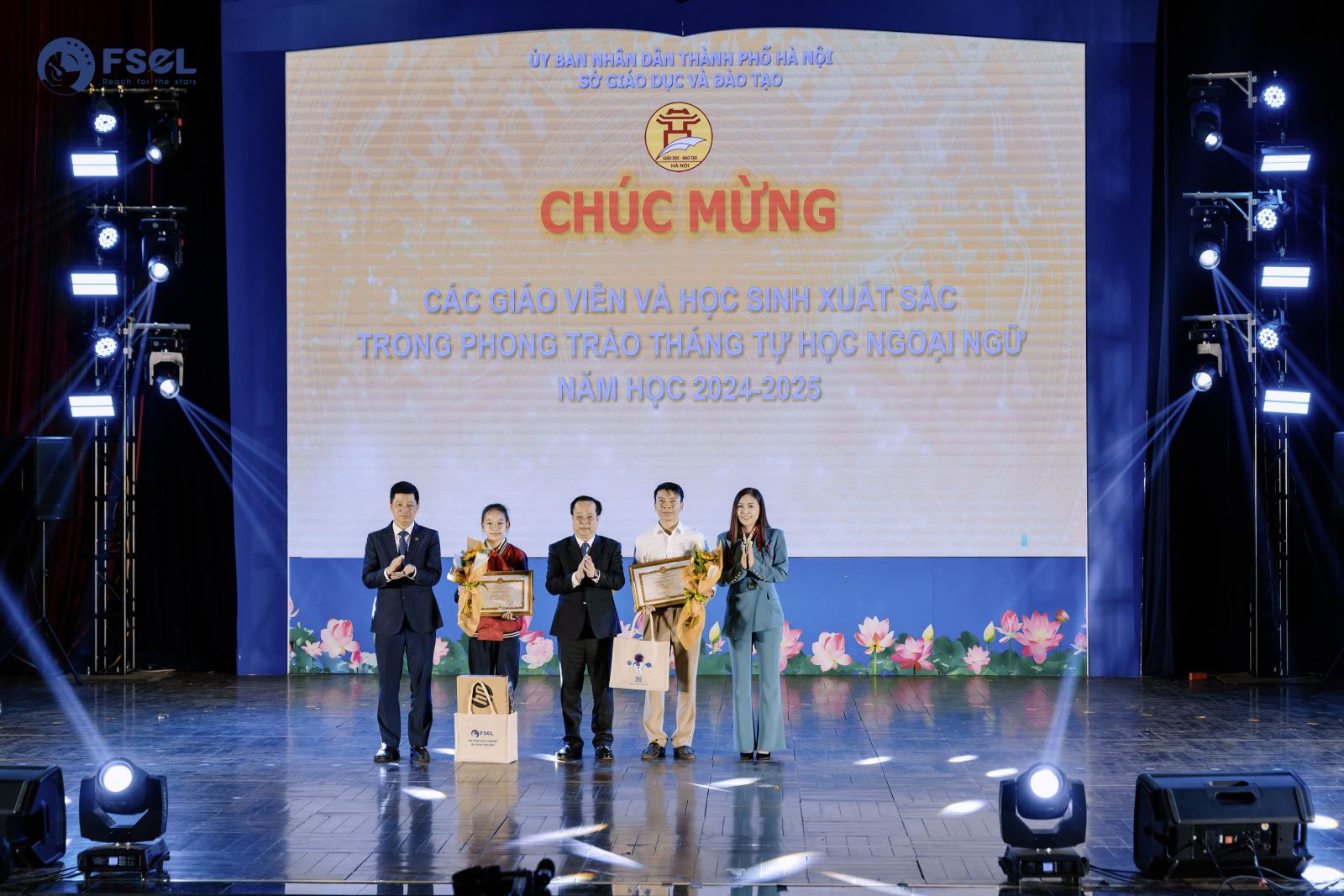 ​TỔNG KẾT THÁNG TỰ HỌC NGOẠI NGỮ - VINH DANH NHỮNG CÁ NHÂN, TẬP THỂ XUẤT SẮC