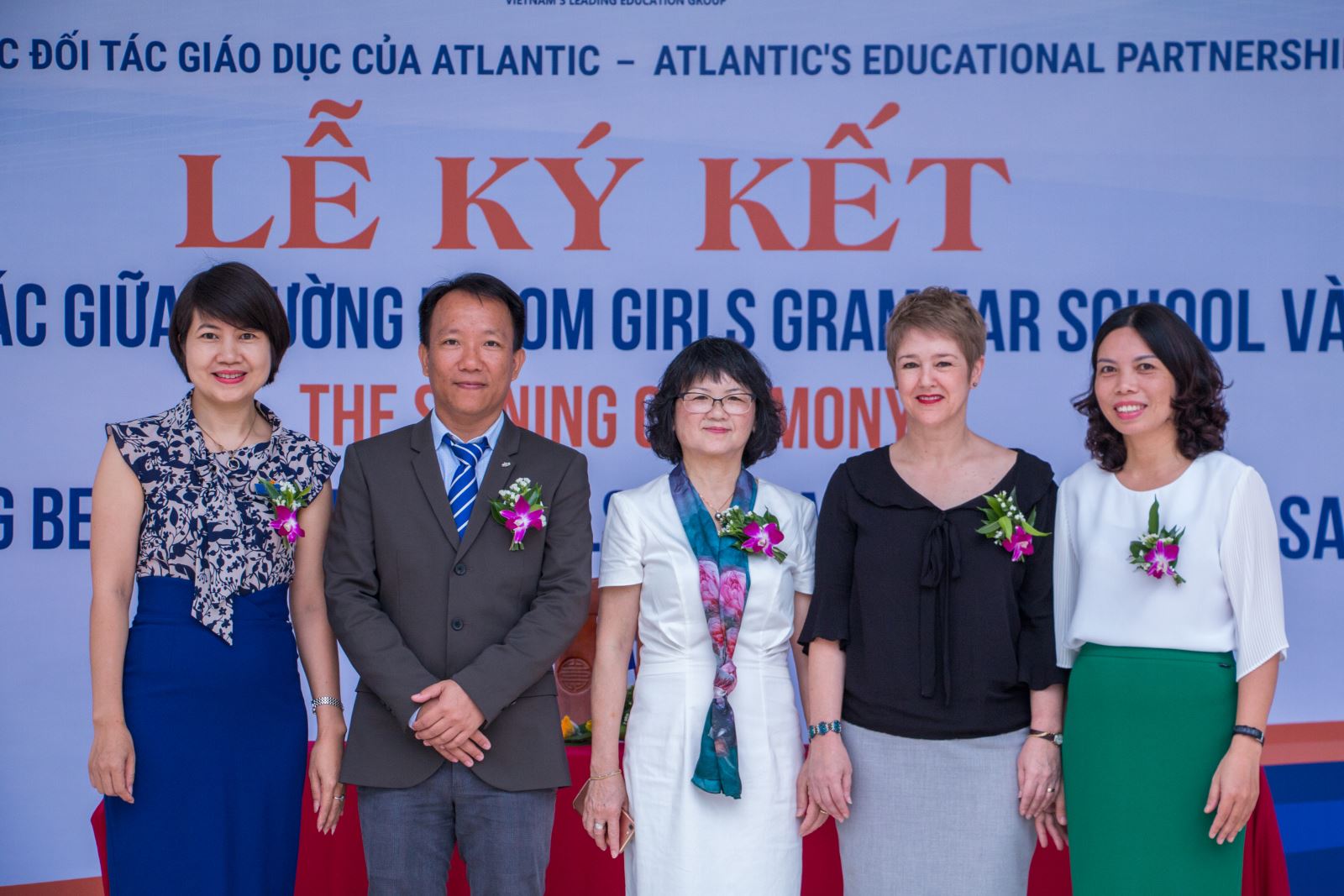 Ký kết thỏa thuận hợp tác giữa Trường THCS Sài Đồng, Hà Nội và Trường EGGS, New Zealand